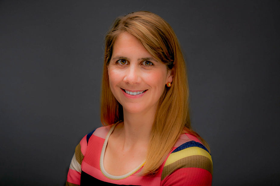 Kate Kimball Headshot